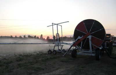 马拉尼卷盘式喷灌机 现代高效农业的理想选择